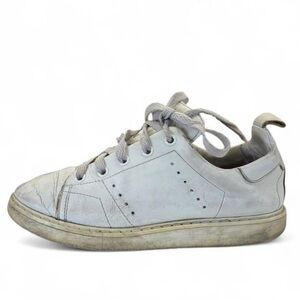 Youth Golden Goose Leather Sneakers size 3.5-4